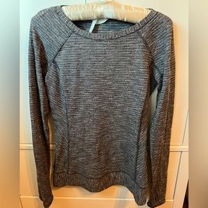Lululemon velour like top